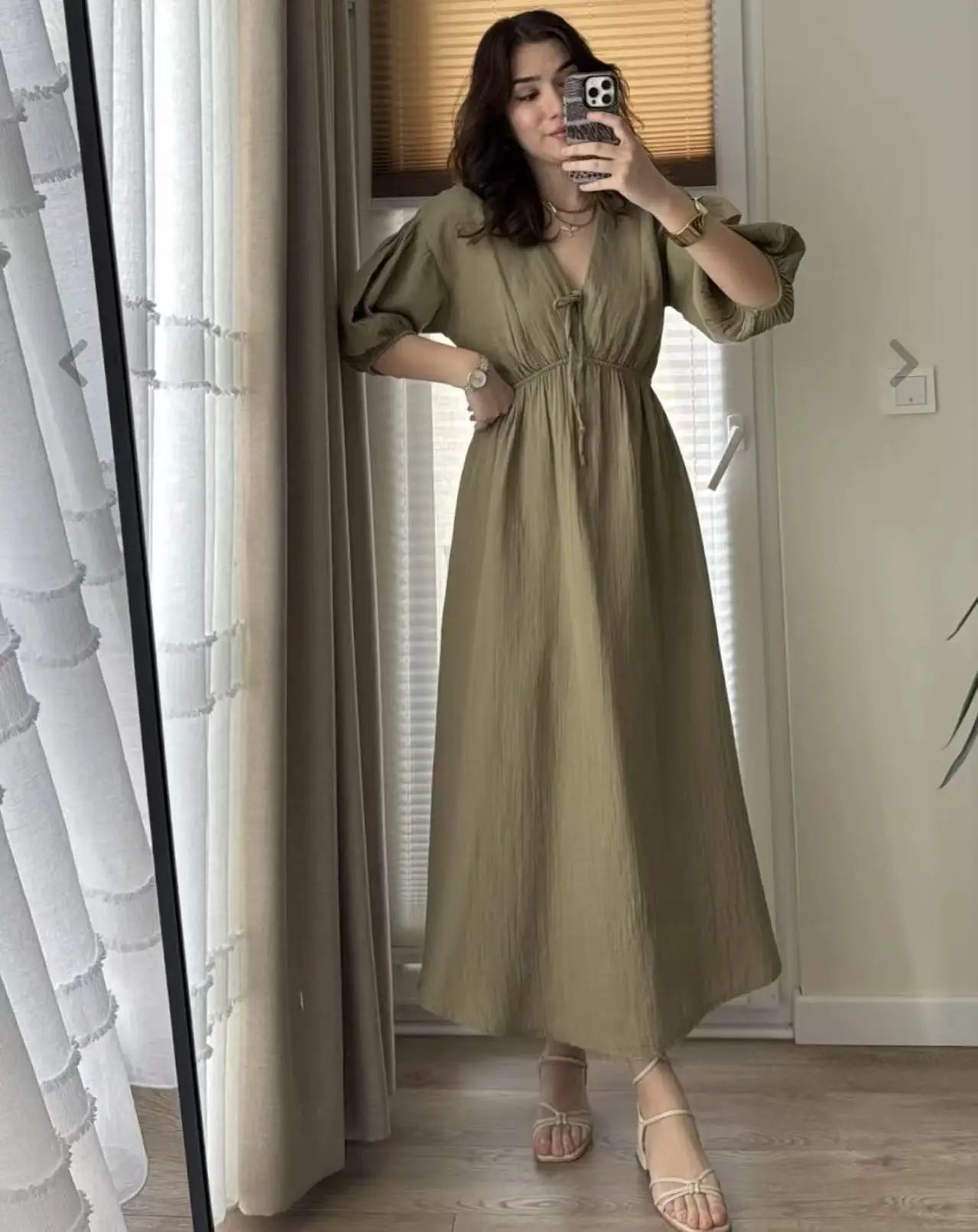 Elegant vintage midi dress for women v-neck puff sleeve dress